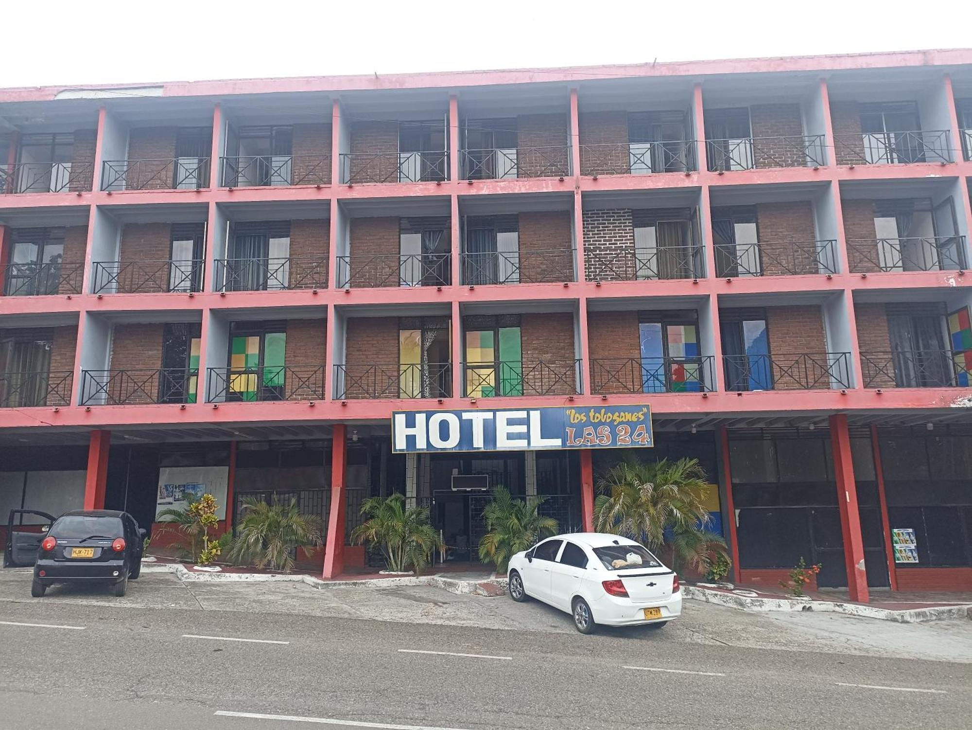 Hotel Los Toboganes Honda  Esterno foto